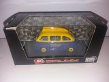 Macheta Fiat 600 Multipla - 1956 scara 1:43 BRUMM