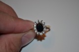 INEL AUR 9K + SAFIR Natural = 1.25Ct. - Antourage - Marcaje Anglia - Vintage !