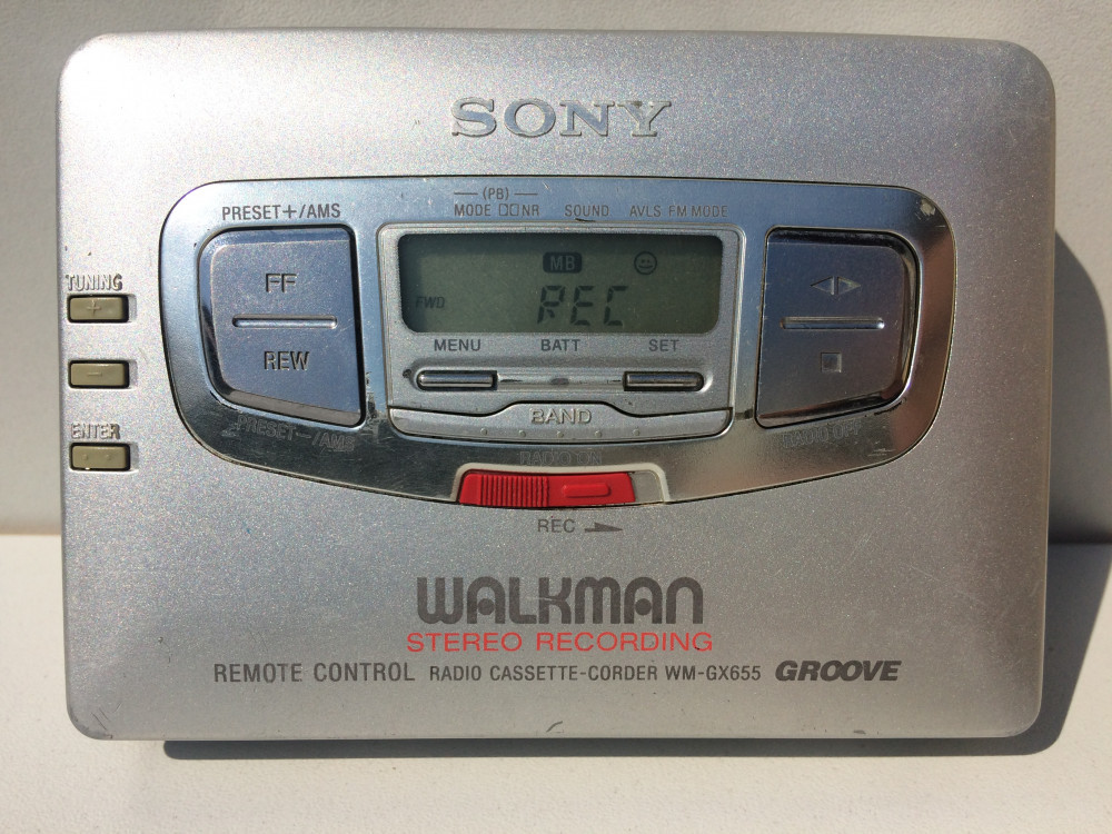 Walkman Sony Radio Digital casetofon recorder inregistrare functional  Japonia | Okazii.ro