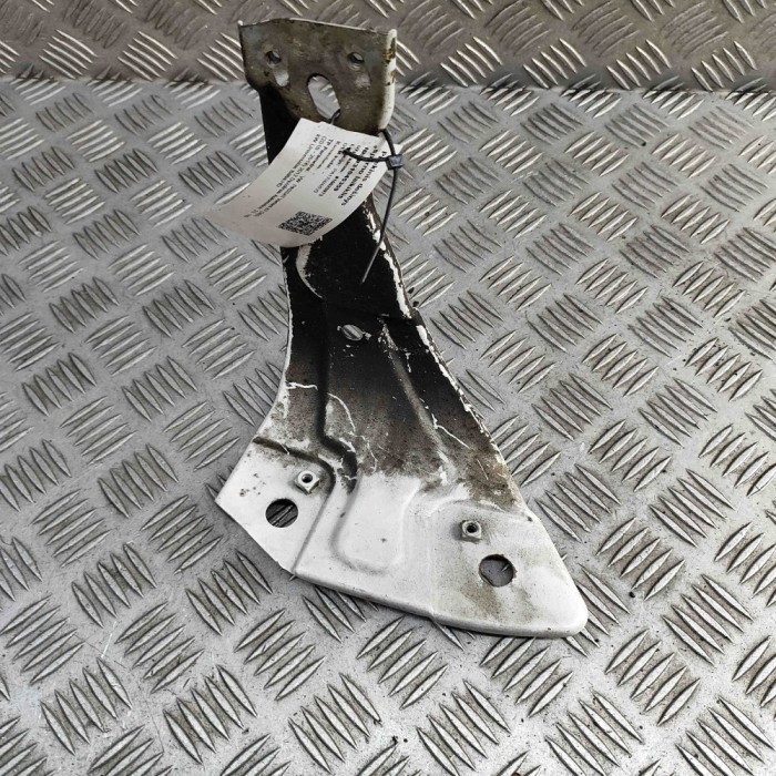 Suport aripa st&acirc;nga față VW PASSAT Variant B7 365 2012 OEM: 3AA821141 31045359