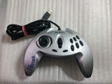 Controller Rockfire Sky Shuttle Vibrant Gamepad USB cu fir - poze reale