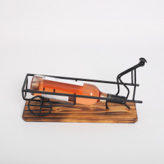 Suport sticla Carry-on, din lemn pin tratat si fier ,40x12x25