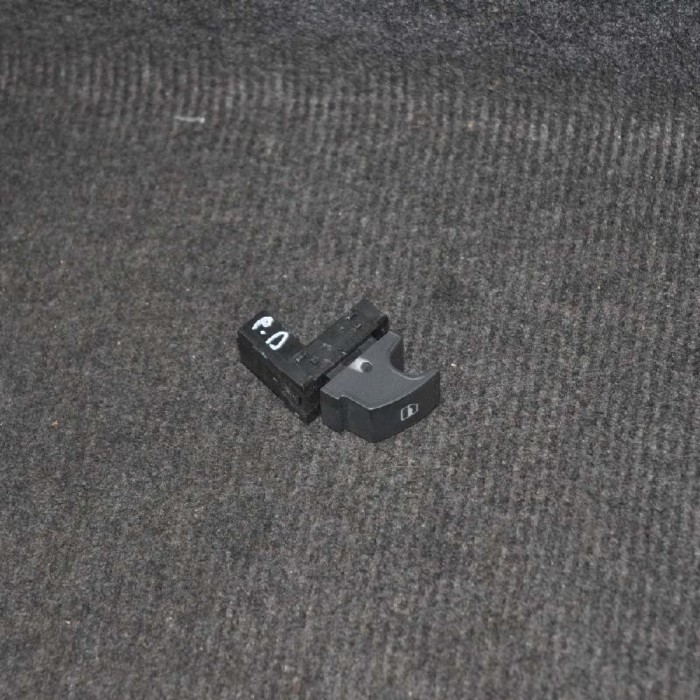 Buton geam ușă dreapta față VW JETTA MK6 162, 163 2015 OEM: 7L6959855B 2149582