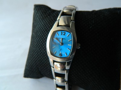 Ceas de dama vintage Fossil , cadran albastru , din otel cod f24 foto