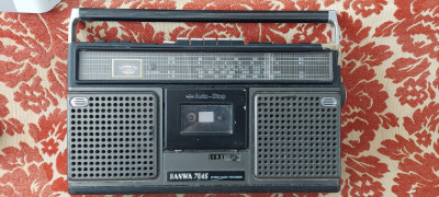 RADIOCASETOFON SANWA 704S , FUNCTIONEAZA DOAR RADIO . foto