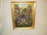 Icoana pictata pe sticla realizata de Eugenia Dumbrava "Sfanta Treime" cu dimensiunea 35x25 cm