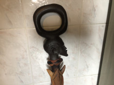 Baston vechi african,,sculptat in lemn masiv foto