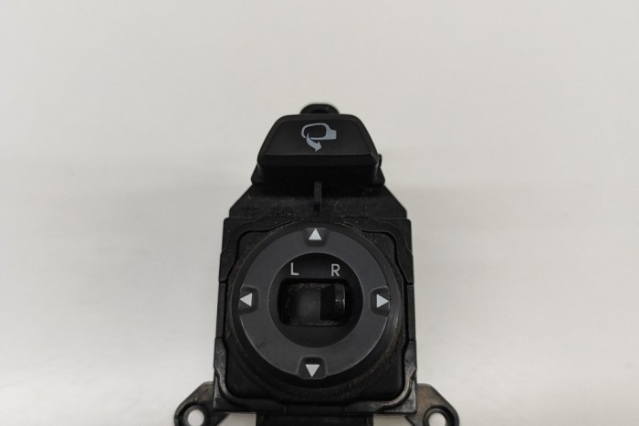 Comutator de reglare oglinda KIA OPTIMA 2012 OEM: 93573-2T910 28346980