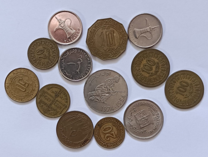 Lot de monede străine , Arabești