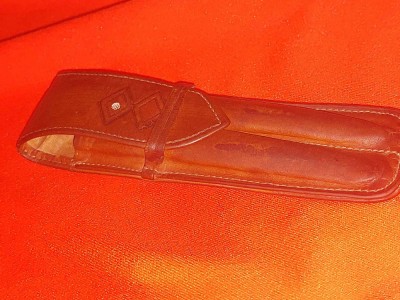 Toc piele unstensile vechi de scris,etui piele vechi pentru stilou de colectie,etui original vintage foto