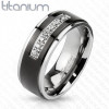 Inel argintiu din titan, dungă neagră, margini lucioase, linie din zirconii transparente - Marime inel: 60