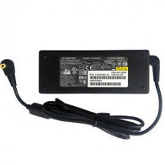 Alimentator laptop Original Fujitsu A13-090P1A CP531943-01 19V 4.74A 90W tip mufa 5.5mm x 2.5mm foto