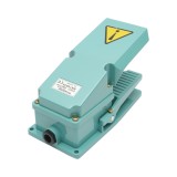 Pedala de comanda cu protectie pentru picior, contact electric 250V/5A Breckner
