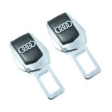 Cumpara ieftin Adaptor centura de siguranta falsa - set 2 bucati cu sigla AUDI