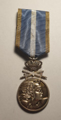 Medalia Aeronautica Clasa a 2 a Model de Razboi Piesa de Colectie foto