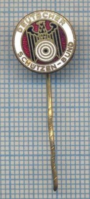 AX 215 INSIGNA -VANATOARE SPORTIVA? -COMPETITIE DE TIR CU ARME CU AER -GERMANIA foto