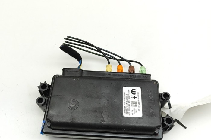 Unitate de control camera MASERATI LEVANTE SUV M161 2016 OEM: 68290305AD,670100575 30752079