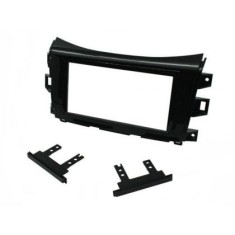 Connects2 CT23NS25 2DIN Kit Rama Nissan Navara 2014 Negru lucios v1 CarStore Technology