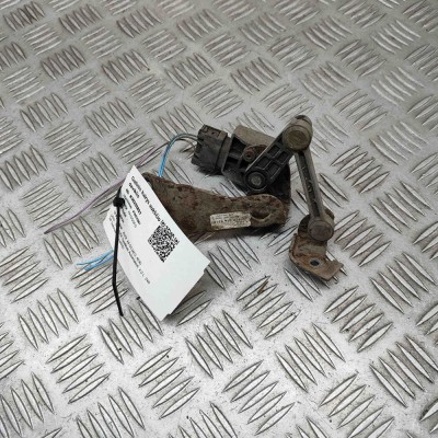 Senzor de nivel &amp;icirc;nălțime st&amp;acirc;nga spate AUDI A8 D3 4E2, 4E8 2006 OEM: 4E0616571D,4E0907503C 30255821 foto