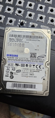 HARD SAMSUNG 320 GB /SATA / PENTRU LEPTOP /ARE 84 % VIATA ! foto