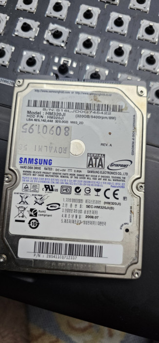 HARD SAMSUNG 320 GB /SATA / PENTRU LEPTOP /ARE 84 % VIATA !