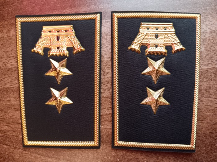 C1 37 - Grade militare - straine - piesa de colectie!