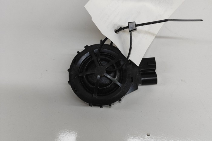 Difuzor ușă dreapta față AUDI A3 Limousine 8YS 2024 OEM: 83A035398 30619223