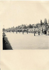 D322 Coloana tarani port popular calare manifestatie 1 mai 1951 Bucuresti foto