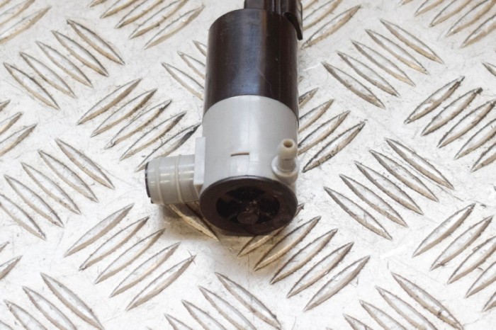 Motor rezervor lichid de parbriz VOLVO V40 Hatchback 2016 OEM: 1019873001,151127A,194900 10950632