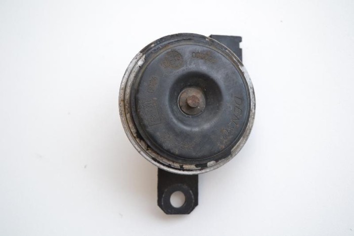 Claxon dreapta TOYOTA HILUX VII Pick-up _N1_, _N2_, _N3_ 2009 OEM: NĖRA | 1964573