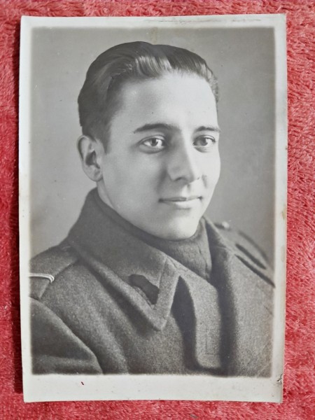 Fotografie, sublocotenent, 1942