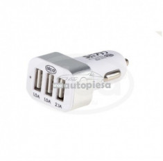 Incarcator auto cu 3 iesiri USB fast charge (1 x 2.1A, 2 x 1A) ALCA 510 520 foto