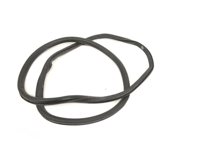 Garnitura ușă dreapta spate VW PASSAT Variant B7 365 2011 OEM: 3C9867913B 13776278