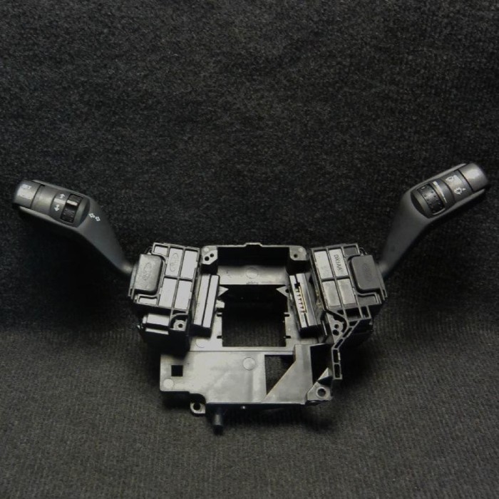 Maneta semnalizare ștergătoare FORD FOCUS II DA_, HCP 2005 OEM: 4M5T-13N064-HH3M5T6475-AE 1772542