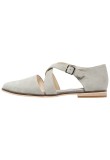 CH2578-18 Pantofi fara toc, din piele intoarsa cu varf ascutit
