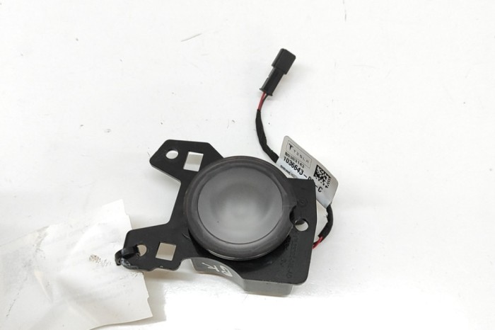 Alt modul de control TESLA MODEL X 2020 OEM: 1036643-00-C | 31691085