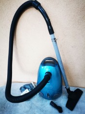 Aspirator cu sac Vortex 1600W functional bun si ca suflanta forja