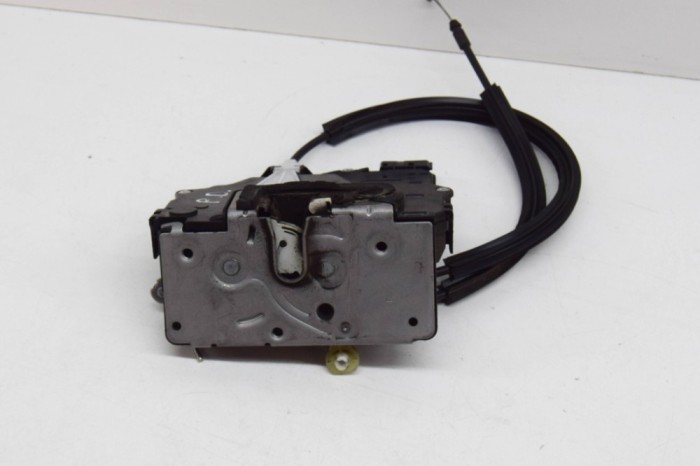 &Icirc;ncuietoare ușă dreapta față CITRO&Euml;N JUMPER Furgon 2017 OEM: 971050-101,1346335080 12132665