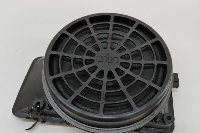 Subwoofer AUDI A5 8T3 2014 OEM: 8T0035412D | 31646613