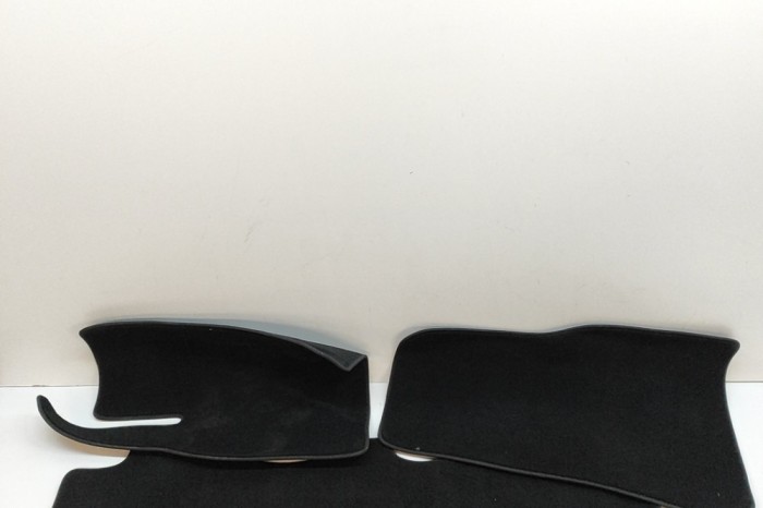 Set covorașe TESLA MODEL Y 2021 OEM: 1493064-00-B | 30617948