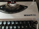 Masina vintage de scris Triumph Tippa S