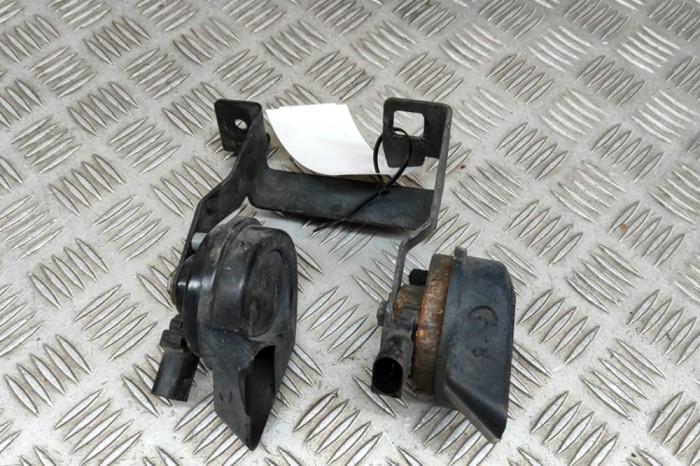 Claxon AUDI A6 4G2, C7, 4GC 2011 OEM: 4G0951209A,4G0951229A,4H0951221 | 22751317