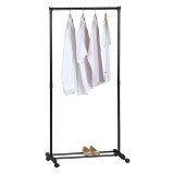 Cumpara ieftin Suport haine metal negru Vander 78.5x41.5x165 cm