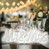 Lampa LED Neon de Masă, Model &quot;Mr&amp;Mrs&quot;, Culoare Alb, Dimensiuni 30x13.5cm, Funcționare USB sau Baterii, Oem