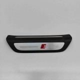 Ornament prag interior st&acirc;nga spate AUDI Q3 8U 2013 OEM: 8U0853375B,8U0853375C