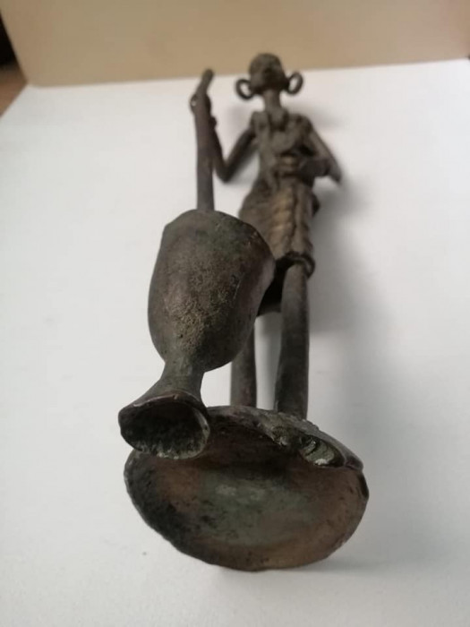 Femeie africana cu copil, statueta vintage