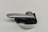 M&acirc;ner de deschidere interior dreapta față TOYOTA SIENNA _L4_ 2020 OEM: 69273-06110 27349938