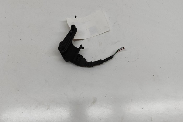 Senzor de nivel &icirc;nălțime dreapta spate AUDI A5 F53 2017 OEM: 8W0941310C,8W0941310E 31223088