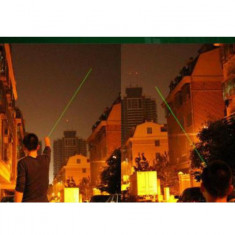 LASER 2000 mW POINTER Pix Stelar VERDE STILOU GREEN PEN 2 baterii