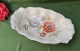 PLATOU VINTAGE PUTIN ADANC DIN PORTELAN CU MODEL FLORAL, ROSCHUTZ GERMANIA